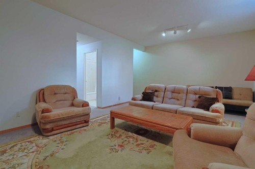 13 Scimitar Heath Nw, Calgary, AB - Indoor