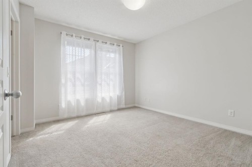 10 Auburn Bay Common Se, Calgary, AB - Indoor Photo Showing Other Room