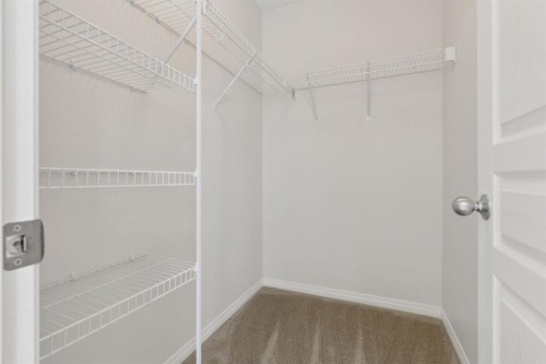 10 Auburn Bay Common Se, Calgary, AB - Indoor With Storage
