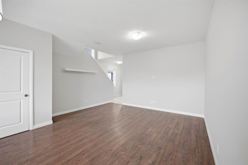 96 Red Embers Crescent Ne, Calgary, AB 