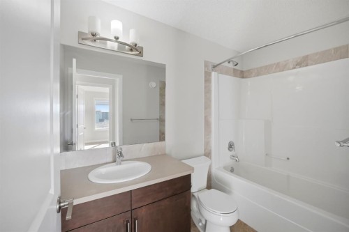 96 Red Embers Crescent Ne, Calgary, AB 