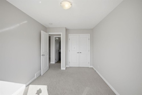 96 Red Embers Crescent Ne, Calgary, AB 