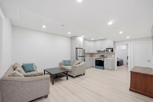 96 Red Embers Crescent Ne, Calgary, AB 