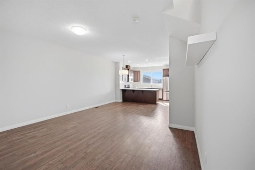 96 Red Embers Crescent Ne, Calgary, AB 