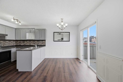 50 Saddleback Road Ne, Calgary, AB - Indoor Photo Showing Kitchen