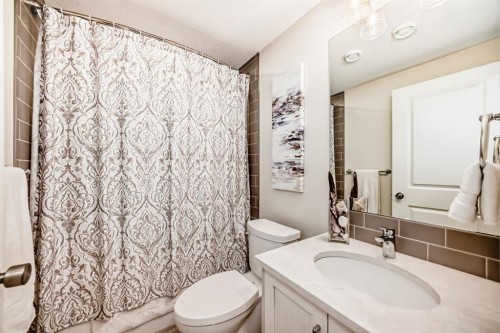 156 Masters Rise Se, Calgary, AB - Indoor Photo Showing Bathroom