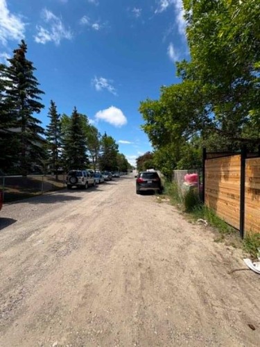 6815 26 Avenue Ne, Calgary, AB 