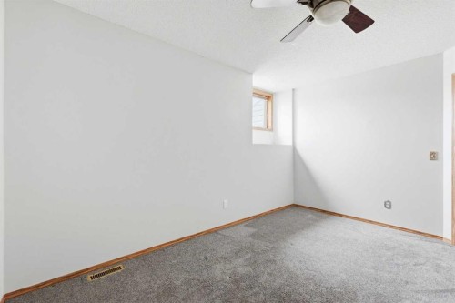 4B Millview Way Sw, Calgary, AB - Indoor Photo Showing Other Room