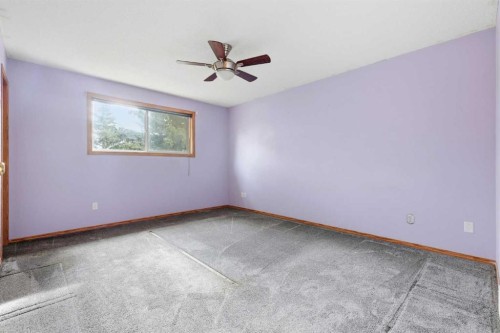 4B Millview Way Sw, Calgary, AB - Indoor Photo Showing Other Room