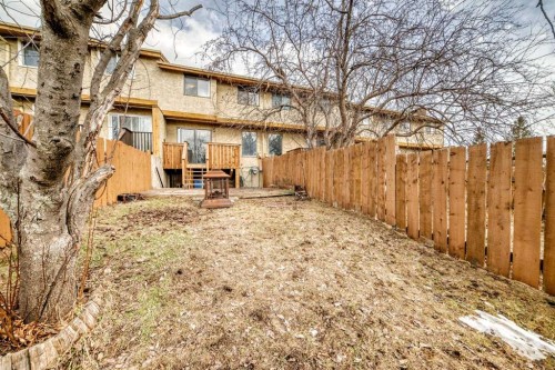 6909 Ranchero Road Nw, Calgary, AB - Outdoor