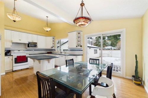 5219 Viceroy Drive Nw, Calgary, AB - Indoor Photo Showing Other Room