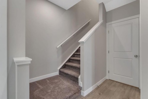 24 Corner Glen Green Ne, Calgary, AB - Indoor Photo Showing Other Room