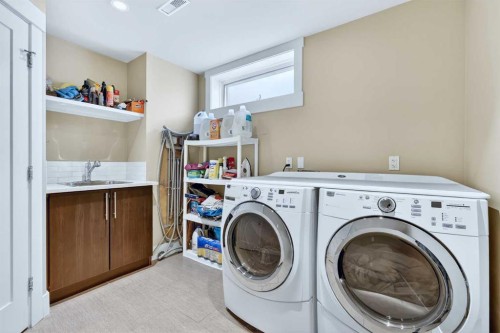 2718 19 Street Sw, Calgary, AB - Indoor Photo Showing Laundry Room