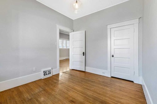 226 11 Street Nw, Calgary, AB - Indoor Photo Showing Other Room