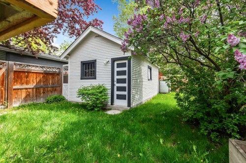 226 11 Street Nw, Calgary, AB - Outdoor