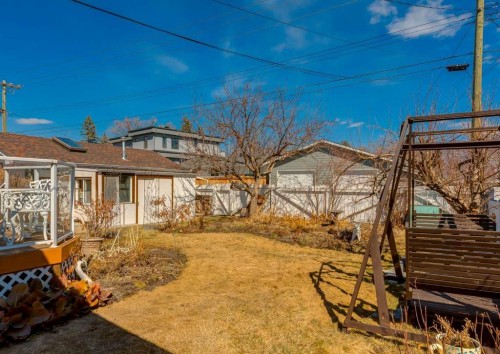38 Spokane Street Sw, Calgary, AB - Outdoor