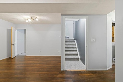 313-103 Strathaven Drive, Strathmore, AB - Indoor Photo Showing Other Room