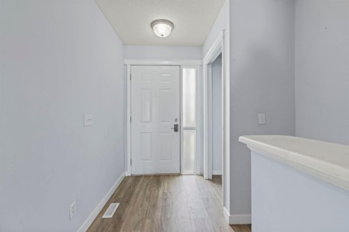 313-103 Strathaven Drive, Strathmore, AB - Indoor Photo Showing Other Room