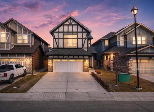 6 Kingsbury Close SE Airdrie, AB T4A 0R3