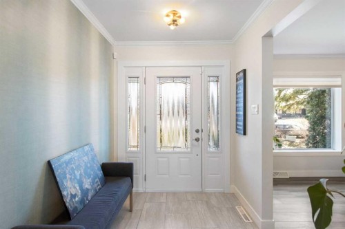 656 Willow Brook Drive Se, Calgary, AB - Indoor Photo Showing Other Room