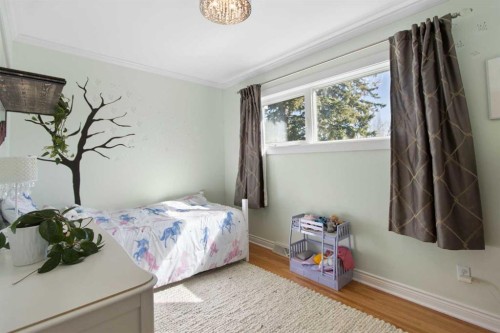 656 Willow Brook Drive Se, Calgary, AB - Indoor Photo Showing Bedroom