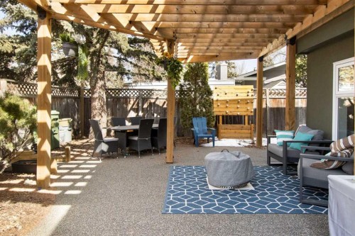 656 Willow Brook Drive Se, Calgary, AB - Outdoor