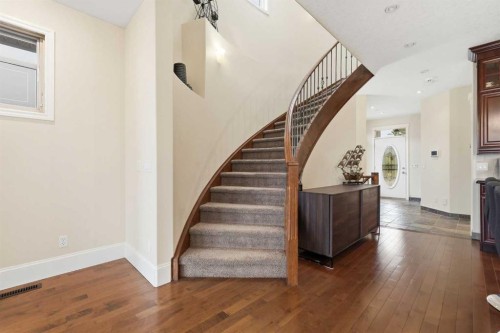 2517 21 Street Sw, Calgary, AB - Indoor Photo Showing Other Room