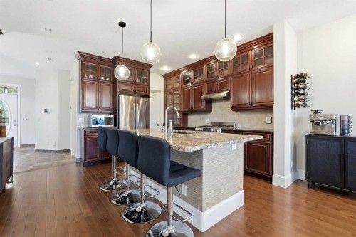 2517 21 Street Sw, Calgary, AB - Indoor Photo Showing Kitchen With Stainless Steel Kitchen With Upgraded Kitchen