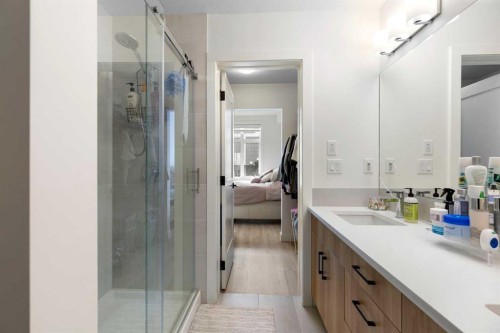 6103-200 Seton Circle Se, Calgary, AB - Indoor Photo Showing Bathroom