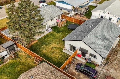 92 2A Street, High River, AB - Outdoor