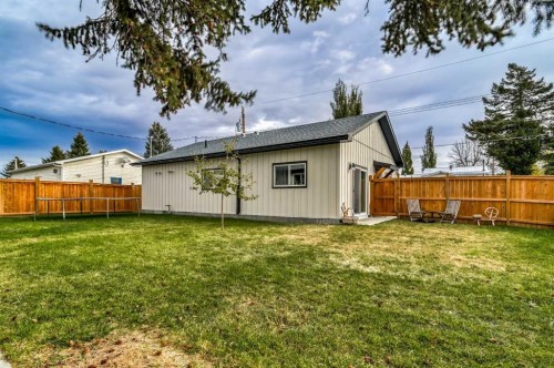 92 2A Street, High River, AB - Outdoor