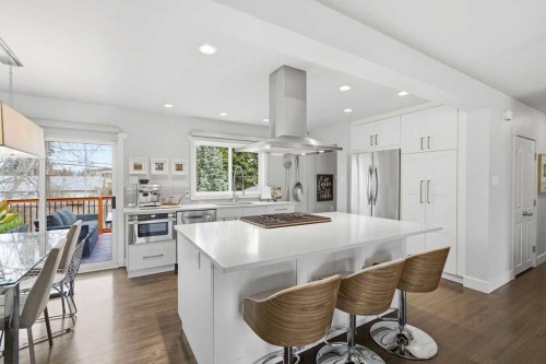 86 Warwick Drive Sw, Calgary, AB - Indoor