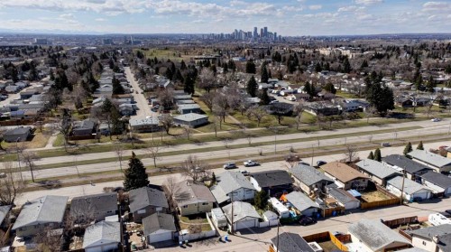 99 Dovercliffe Way Se, Calgary, AB - Outdoor With View