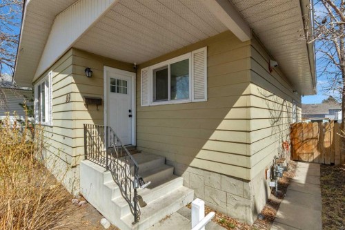 99 Dovercliffe Way Se, Calgary, AB - Outdoor With Exterior