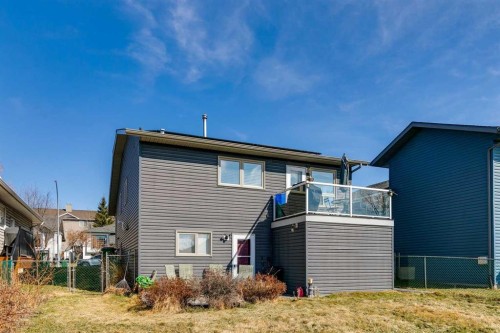 43 Elizabeth Way Se, Airdrie, AB - Outdoor With Exterior