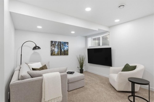 124 Cranston Gate Se, Calgary, AB 