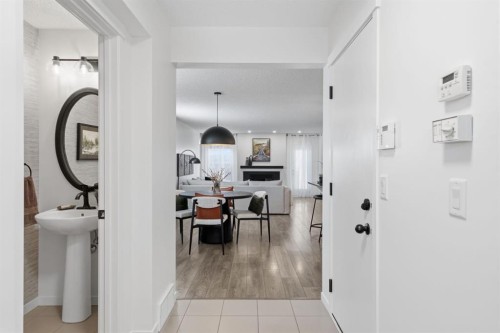 124 Cranston Gate Se, Calgary, AB 