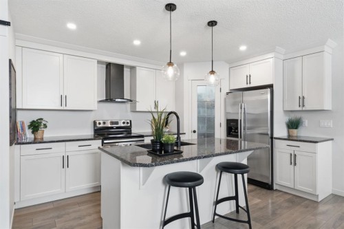 124 Cranston Gate Se, Calgary, AB 