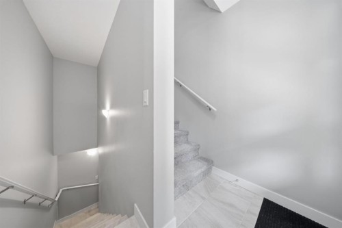 79 Sage Bluff Circle Nw, Calgary, AB - Indoor