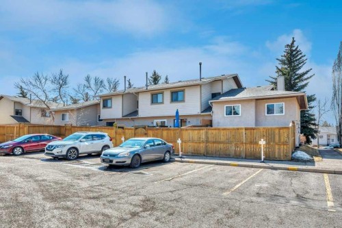 75 Deerfield Drive Se, Calgary, AB - Outdoor