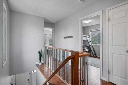 14760 Mt Mckenzie Drive Se, Calgary, AB - Indoor Photo Showing Other Room