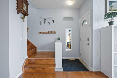14760 Mt Mckenzie Drive Se, Calgary, AB - Indoor Photo Showing Other Room