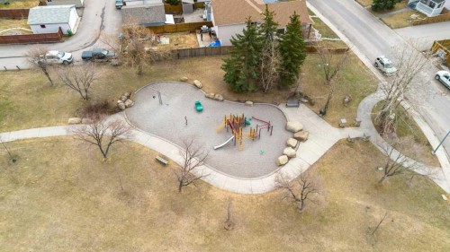 14760 Mt Mckenzie Drive Se, Calgary, AB - Outdoor