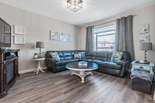 91 Wolf Hollow Park Se, Calgary, AB - Indoor Photo Showing Living Room