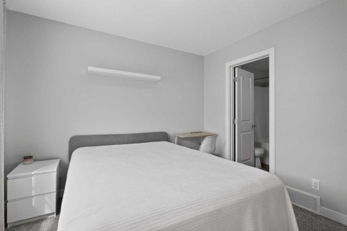 930 Sage Hill Grove Nw, Calgary, AB - Indoor Photo Showing Bedroom