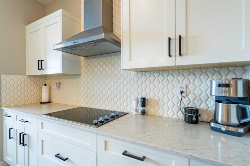 412-10 Walgrove Walk Se, Calgary, AB - Indoor Photo Showing Kitchen With Upgraded Kitchen