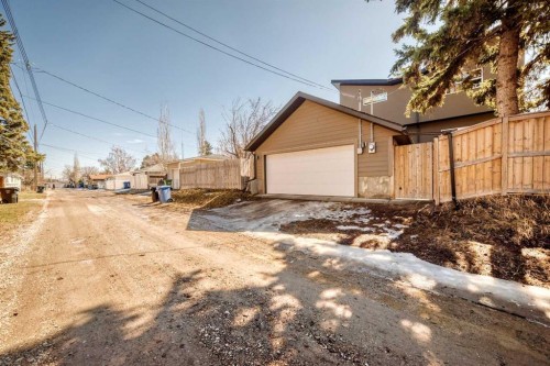 112 Hanover Road Sw, Calgary, AB - Outdoor