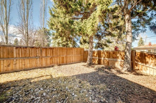 112 Hanover Road Sw, Calgary, AB - Outdoor