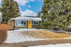 1022 30 Avenue NW Calgary, AB T2K 0A3
