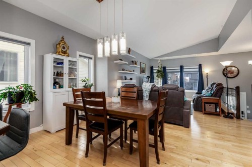 12 Mcclung Gate, Carstairs, AB - Indoor Photo Showing Dining Room